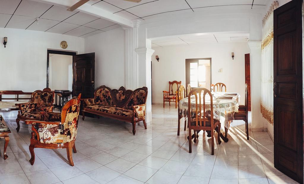Grand Villa Hikkaduwa Zimmer foto