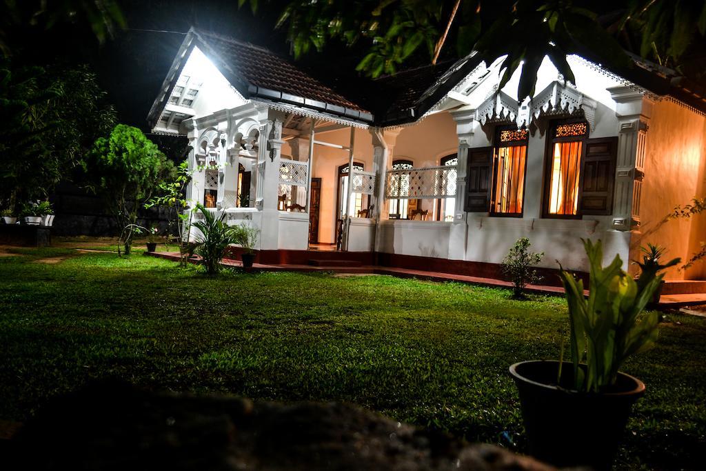 Grand Villa Hikkaduwa Zimmer foto